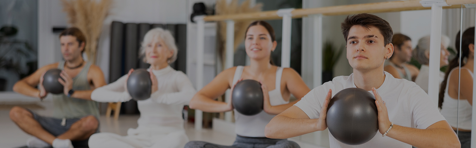 Reformer Pilates vs Mat Pilates: What’s the difference and where do you start as an instructor?